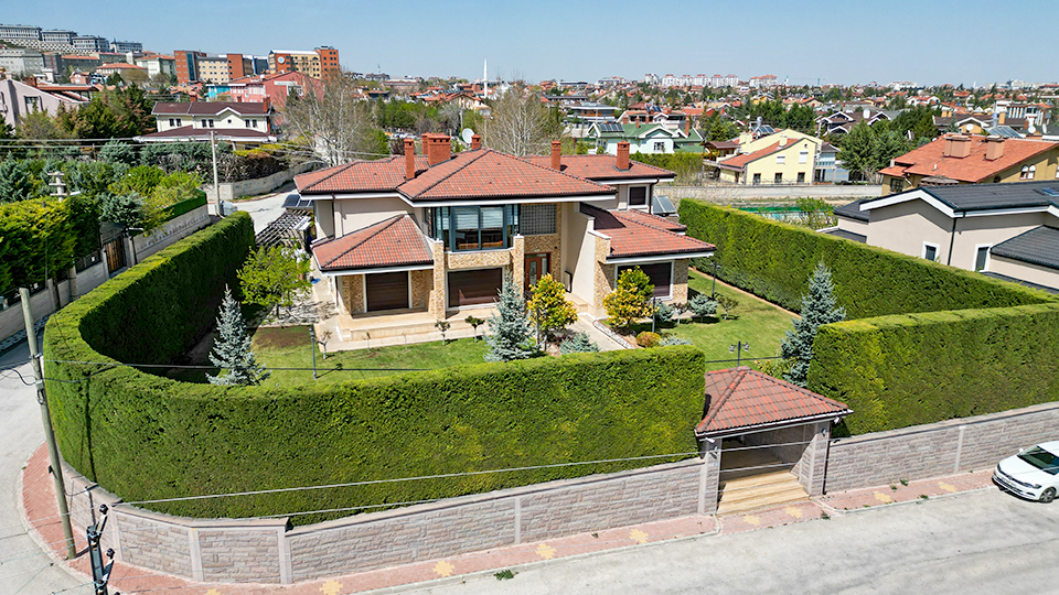 Yaka Villa